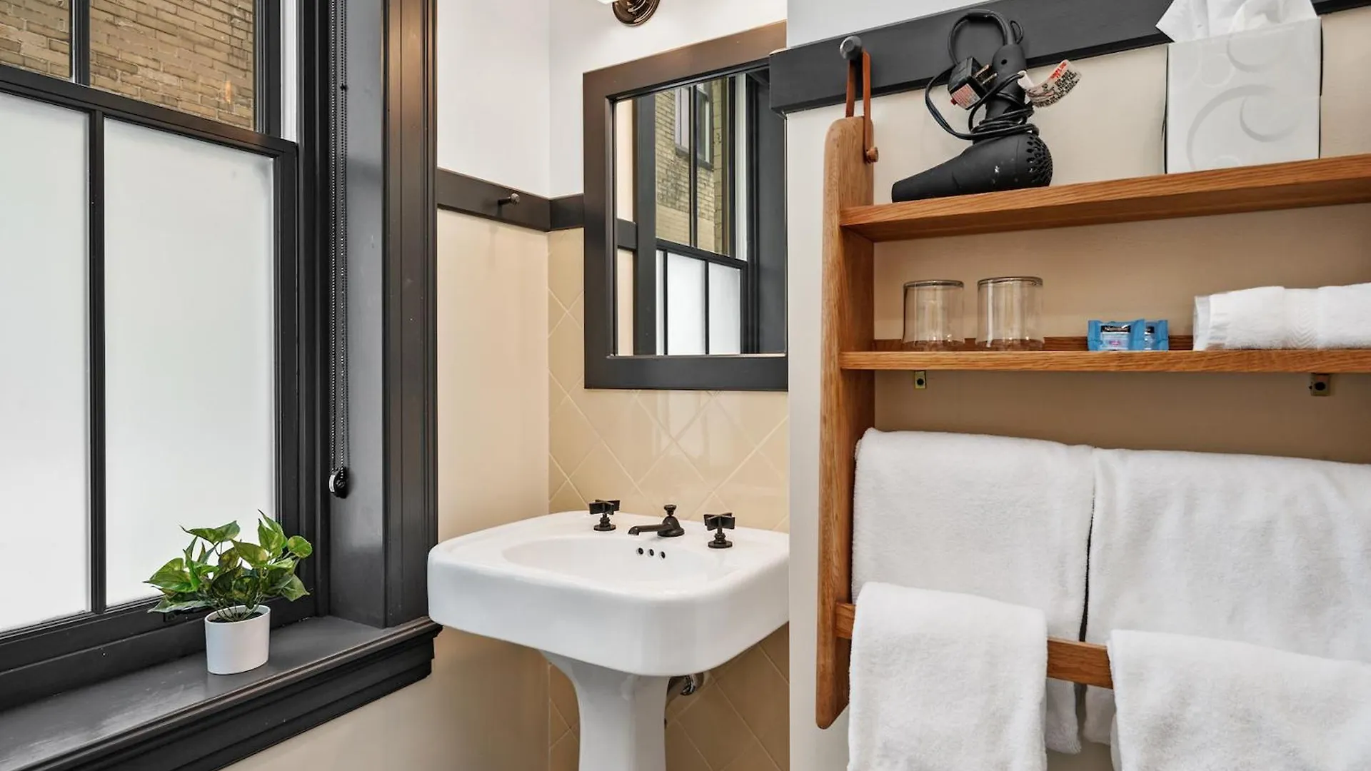Hotel The Maverick By Kasa Pittsburgh